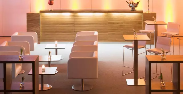 Lounge furniture and bars by servicepartner and sustainable partner RENT4EVENT